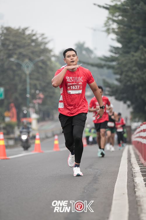 Race photo from ONE RUN 10K 2025
