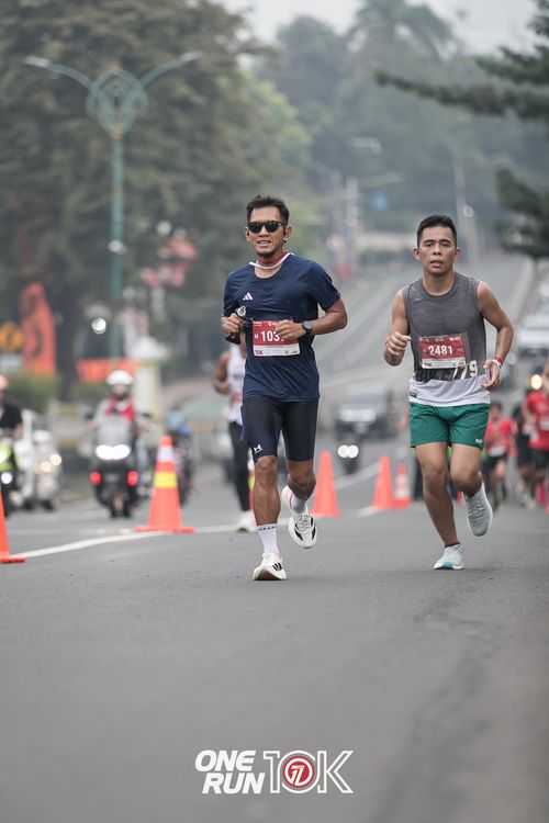 Race photo from ONE RUN 10K 2025