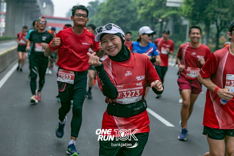 Race photo from ONE RUN 10 K