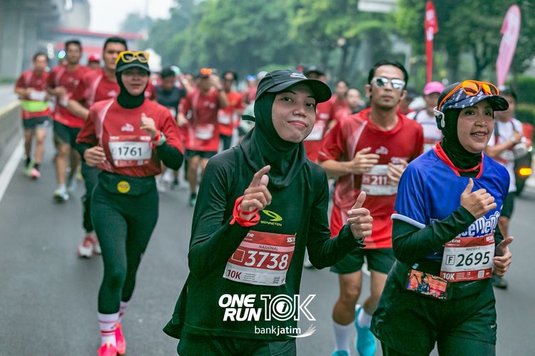 Race photo from ONE RUN 10 K