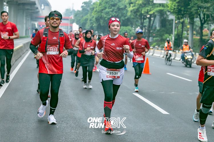 Race photo from ONE RUN 10 K