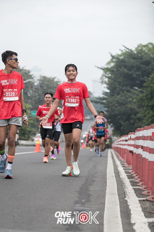 Race photo from ONE RUN 10K 2025