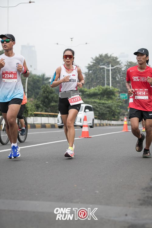Race photo from ONE RUN 10K 2025