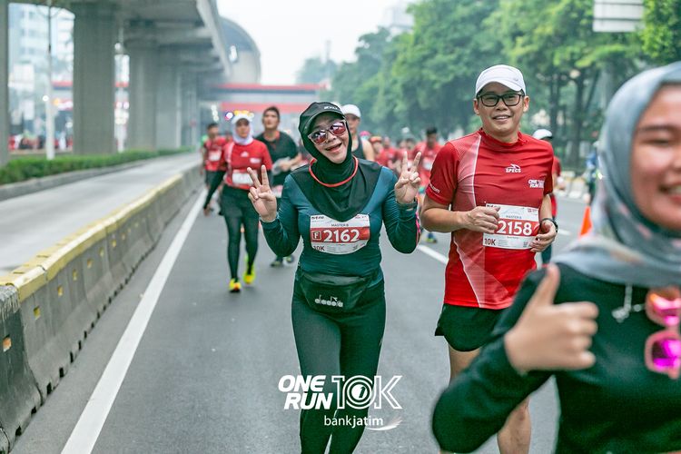 Race photo from ONE RUN 10 K