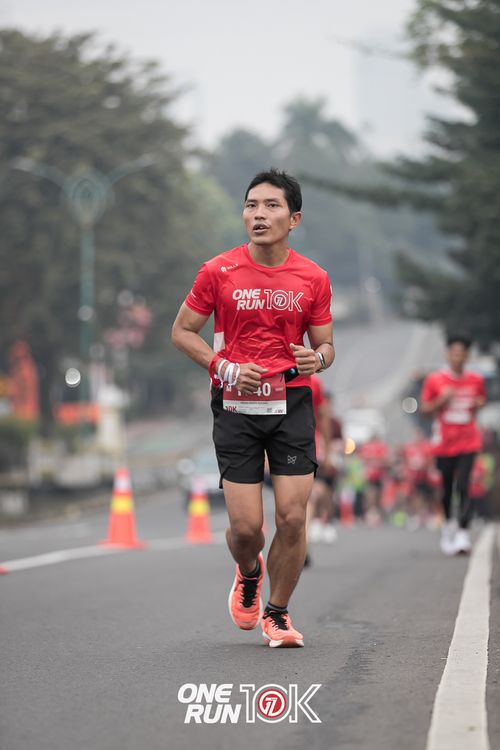 Race photo from ONE RUN 10K 2025