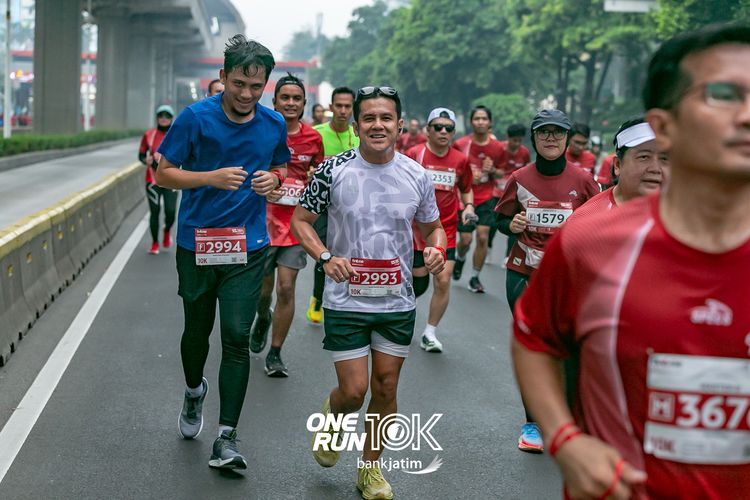 Race photo from ONE RUN 10 K