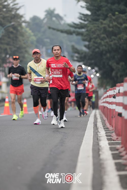 Race photo from ONE RUN 10K 2025