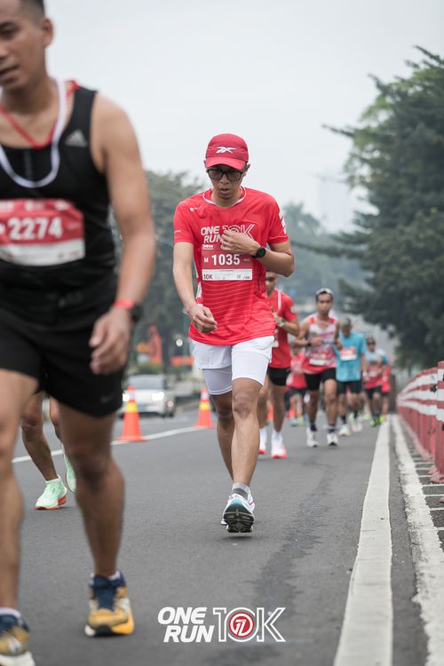 Race photo from ONE RUN 10K 2025