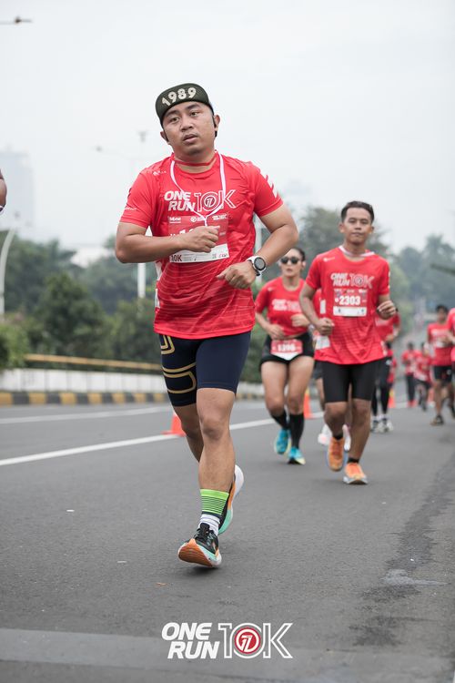 Race photo from ONE RUN 10K 2025