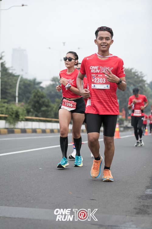 Race photo from ONE RUN 10K 2025