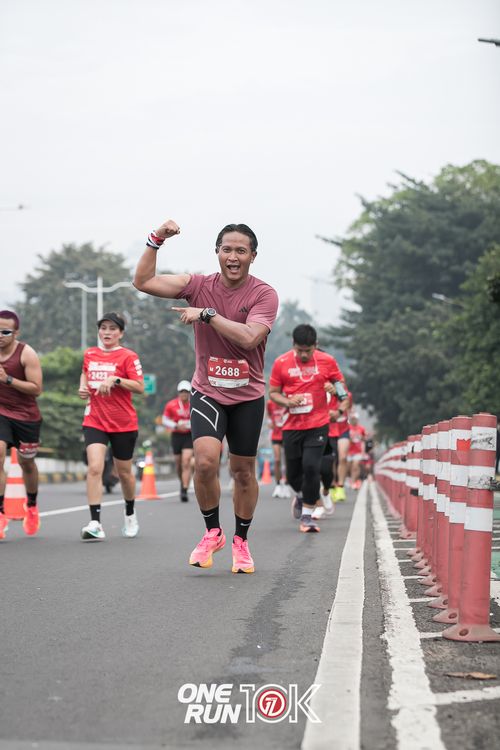 Race photo from ONE RUN 10K 2025