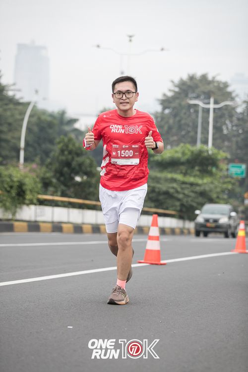 Race photo from ONE RUN 10K 2025