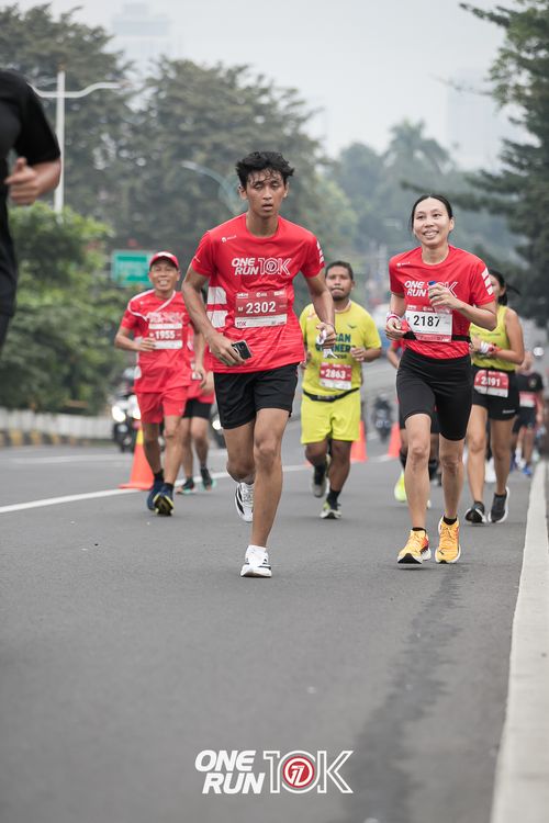 Race photo from ONE RUN 10K 2025