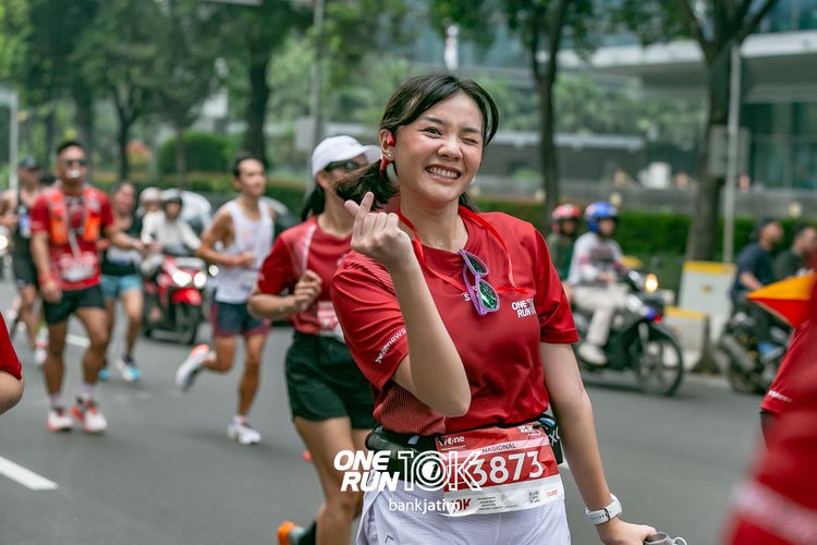 Race photo from ONE RUN 10 K