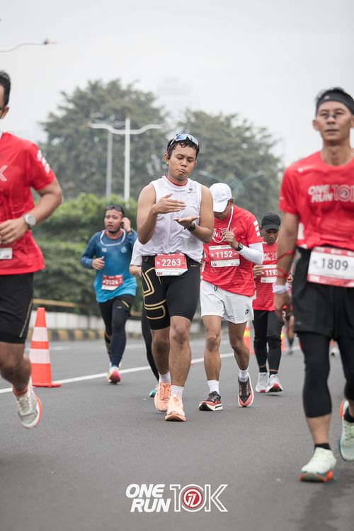 Race photo from ONE RUN 10K 2025
