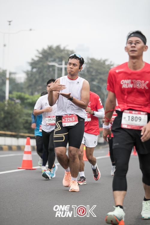 Race photo from ONE RUN 10K 2025