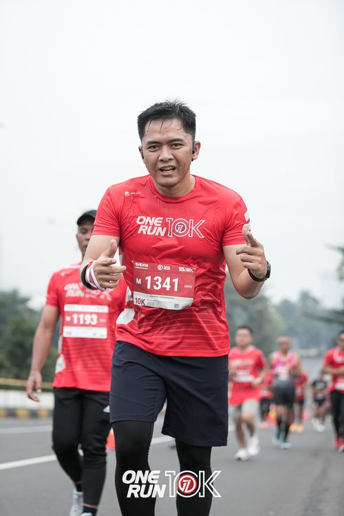 Race photo from ONE RUN 10K 2025