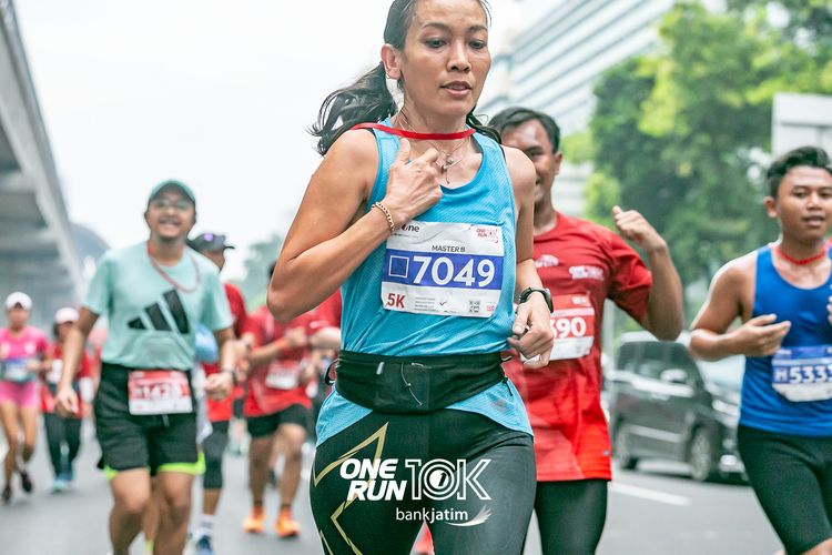 Race photo from ONE RUN 10 K