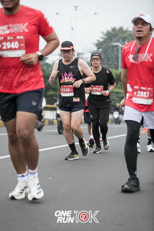 Race photo from ONE RUN 10K 2025