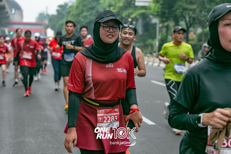Race photo from ONE RUN 10 K