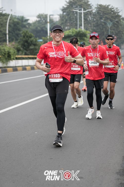 Race photo from ONE RUN 10K 2025