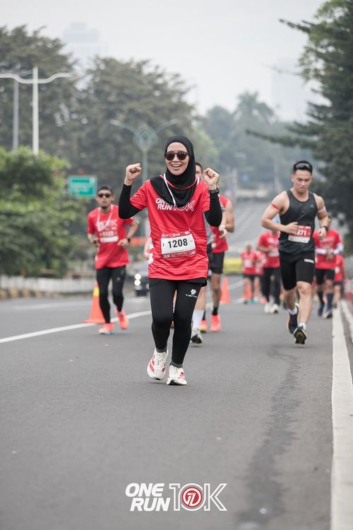 Race photo from ONE RUN 10K 2025
