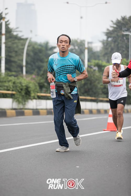 Race photo from ONE RUN 10K 2025