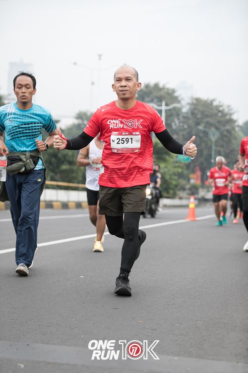 Race photo from ONE RUN 10K 2025