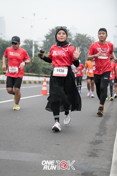 Race photo from ONE RUN 10K 2025
