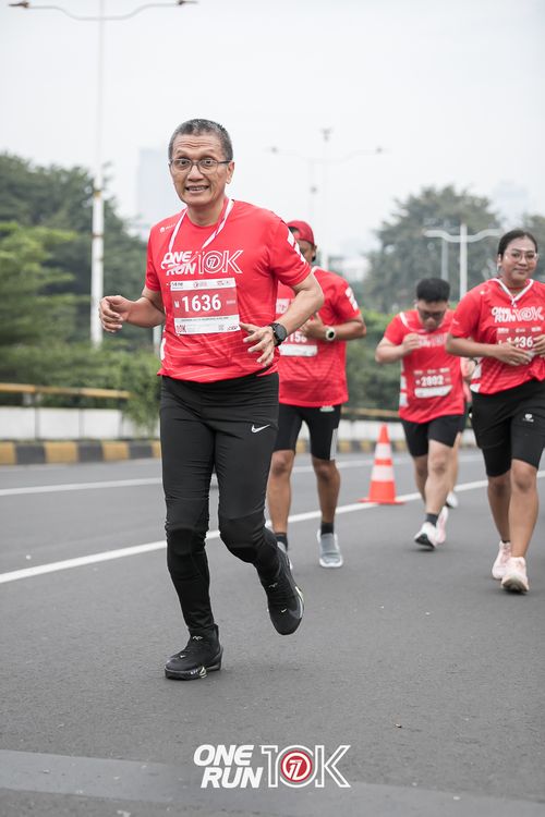 Race photo from ONE RUN 10K 2025