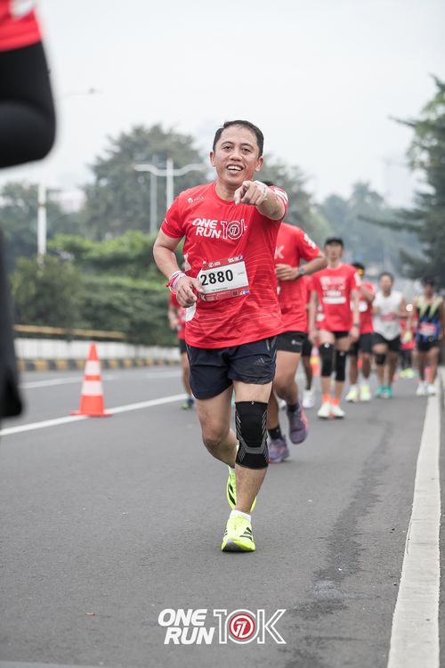Race photo from ONE RUN 10K 2025