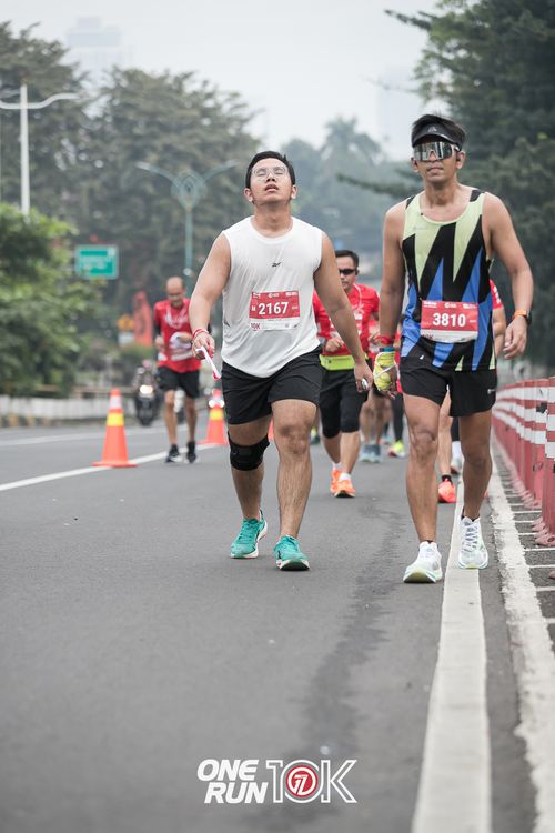 Race photo from ONE RUN 10K 2025
