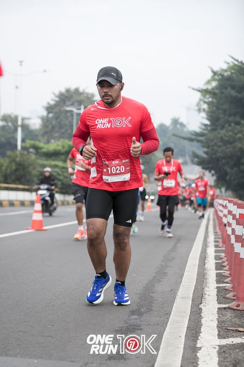 Race photo from ONE RUN 10K 2025