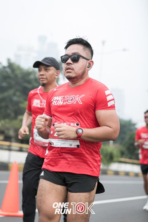 Race photo from ONE RUN 10K 2025