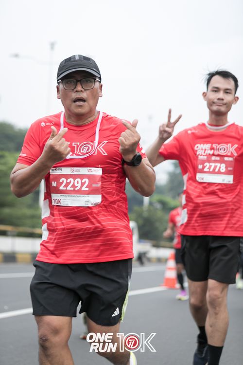 Race photo from ONE RUN 10K 2025