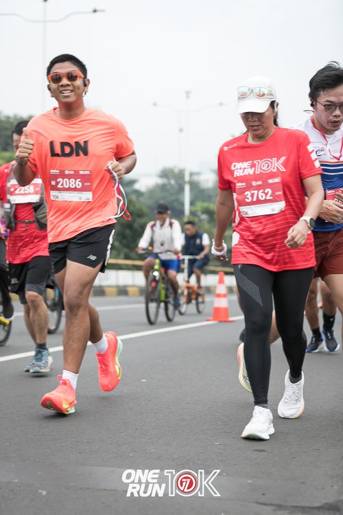 Race photo from ONE RUN 10K 2025