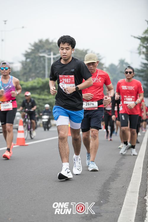 Race photo from ONE RUN 10K 2025