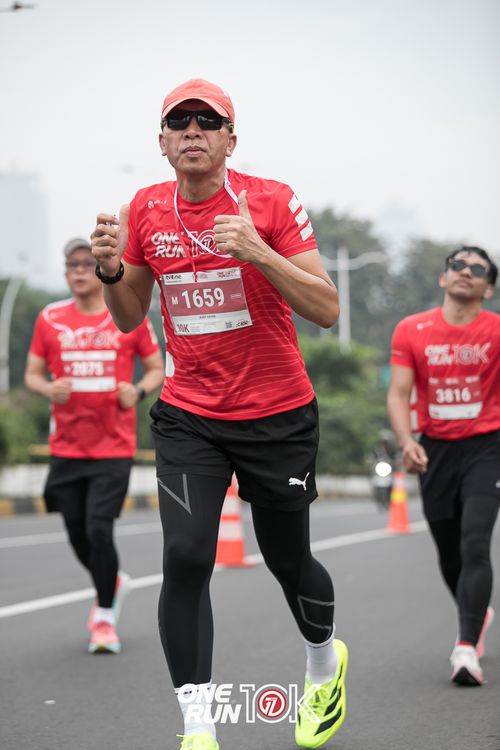 Race photo from ONE RUN 10K 2025