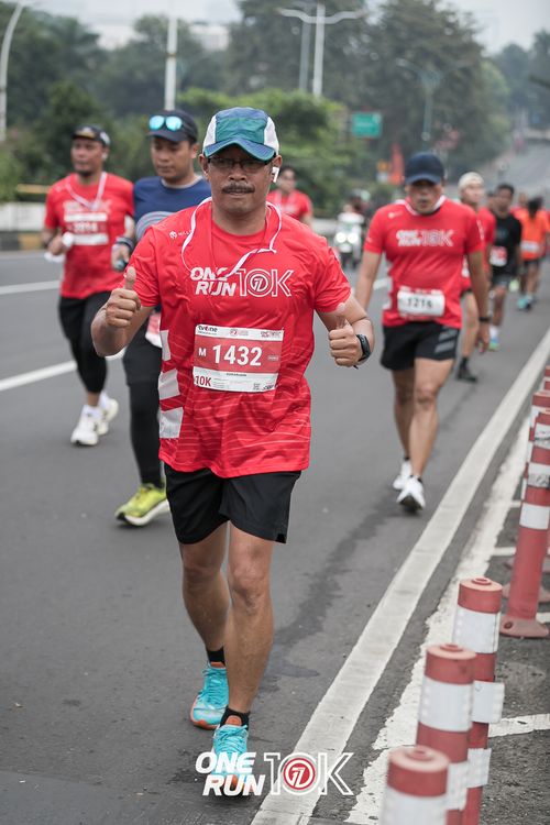 Race photo from ONE RUN 10K 2025