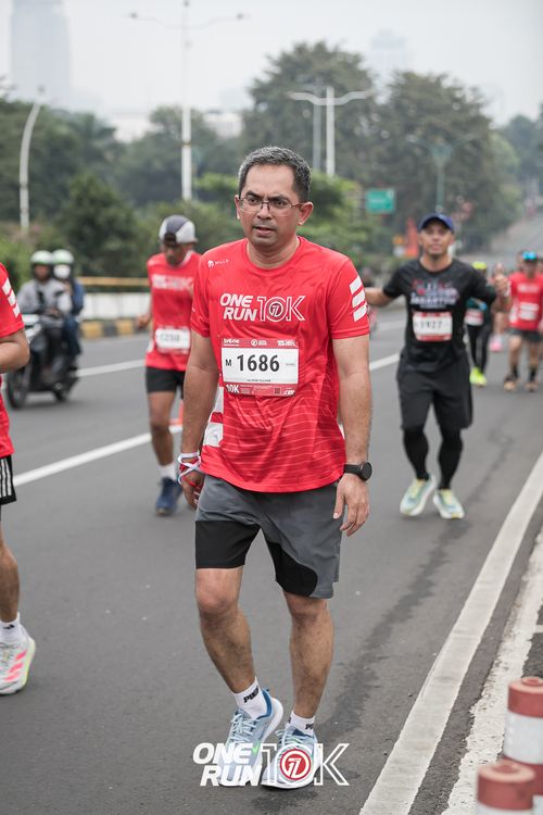 Race photo from ONE RUN 10K 2025