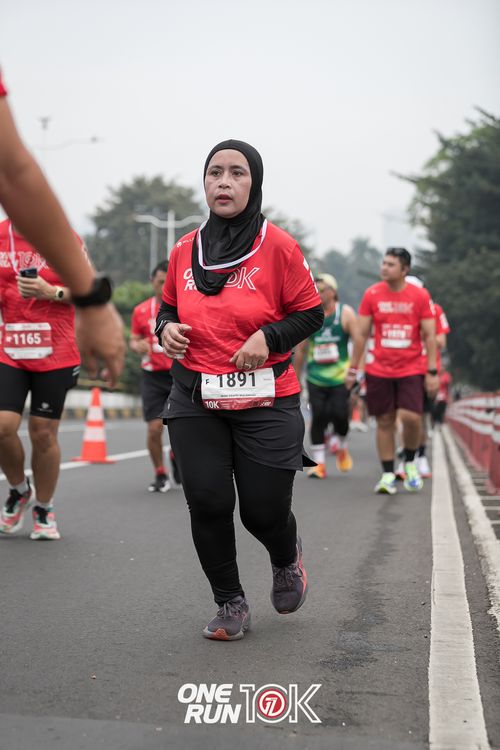 Race photo from ONE RUN 10K 2025