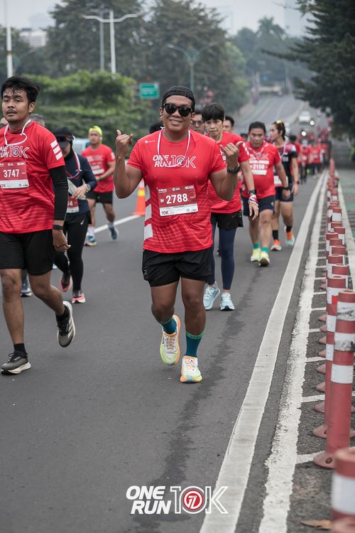 Race photo from ONE RUN 10K 2025
