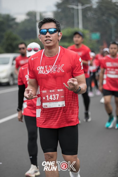 Race photo from ONE RUN 10K 2025