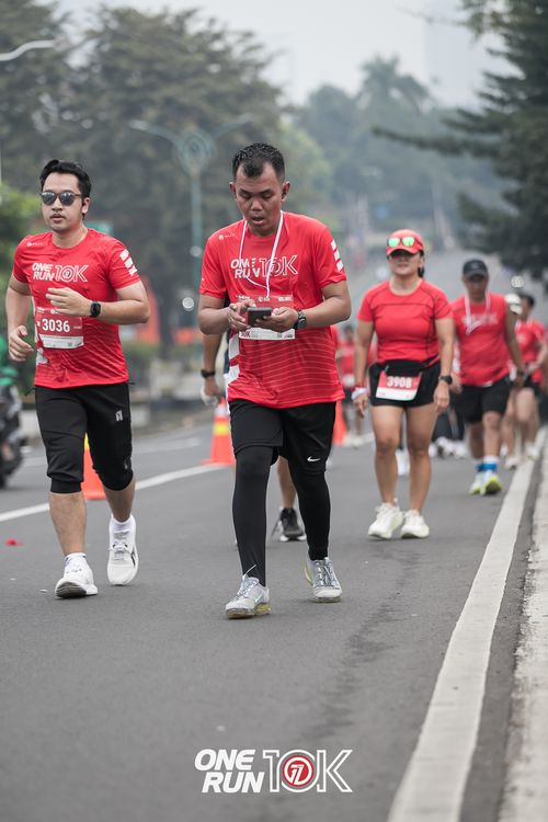 Race photo from ONE RUN 10K 2025