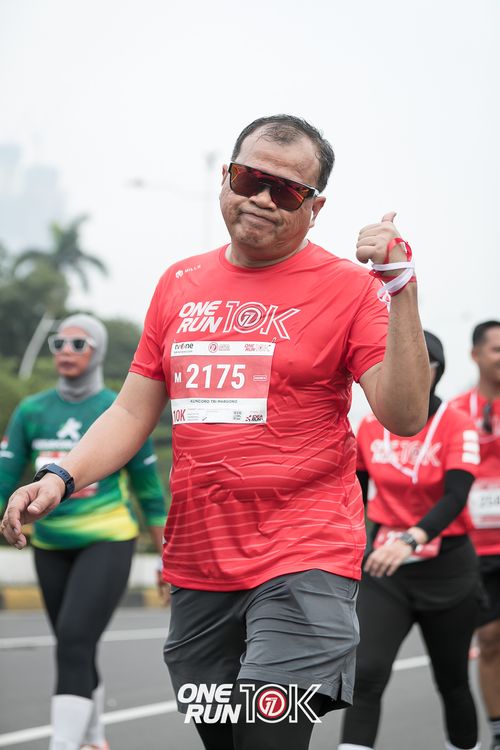 Race photo from ONE RUN 10K 2025