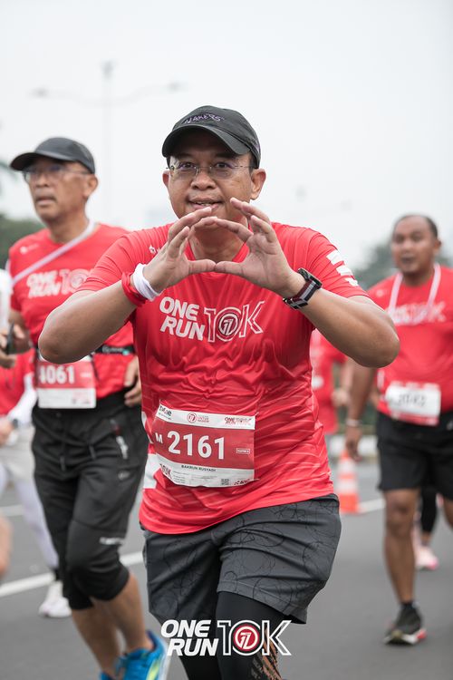 Race photo from ONE RUN 10K 2025