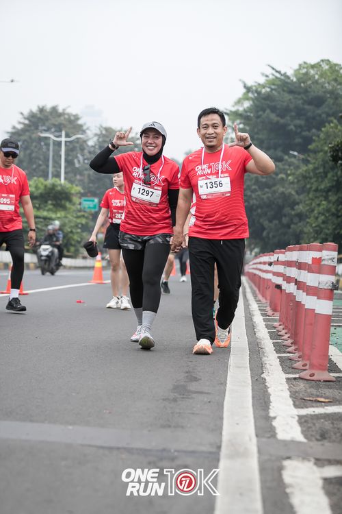 Race photo from ONE RUN 10K 2025