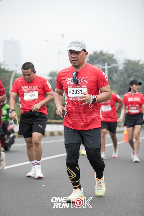 Race photo from ONE RUN 10K 2025