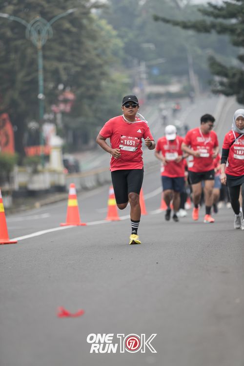 Race photo from ONE RUN 10K 2025