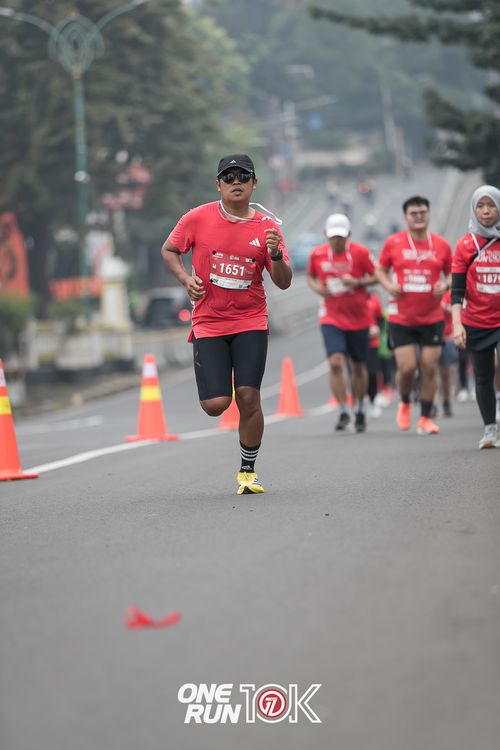 Race photo from ONE RUN 10K 2025